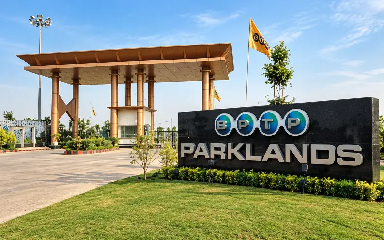 BPTP Parklands Grand Entrance